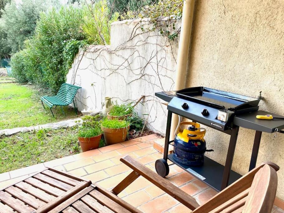 Le Corton - 45M2 - Parking - Jardin - Wifi Leilighet Cassis Eksteriør bilde